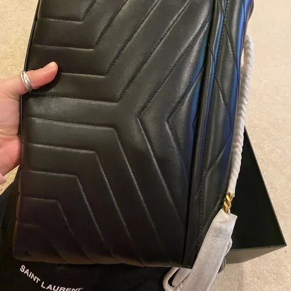 Brand New Authentic Medium Saint Laurent LouLou - Picture 8 of 10